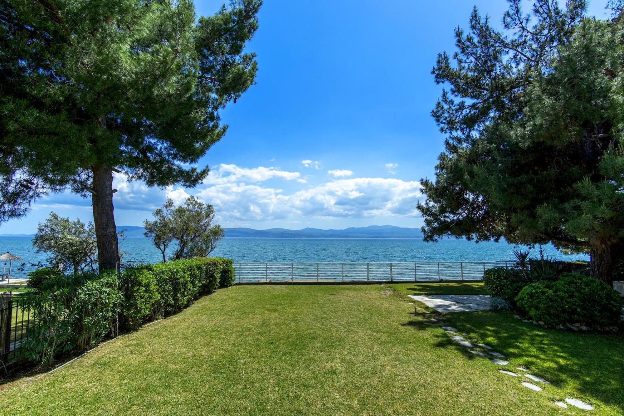 Marvelous Beach House Эретрия Экстерьер фото