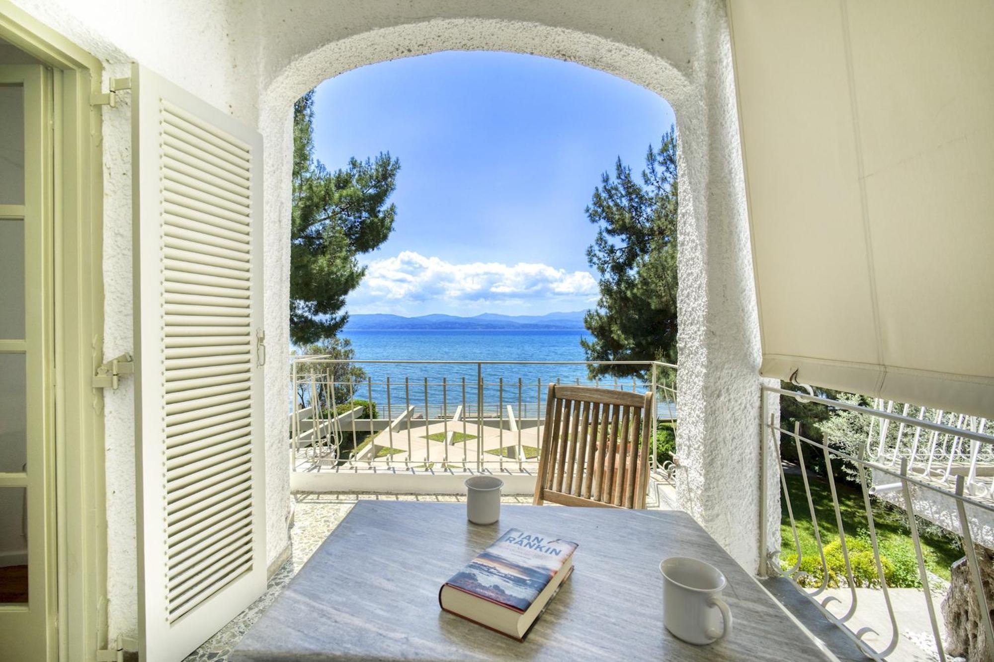 Marvelous Beach House Эретрия Экстерьер фото